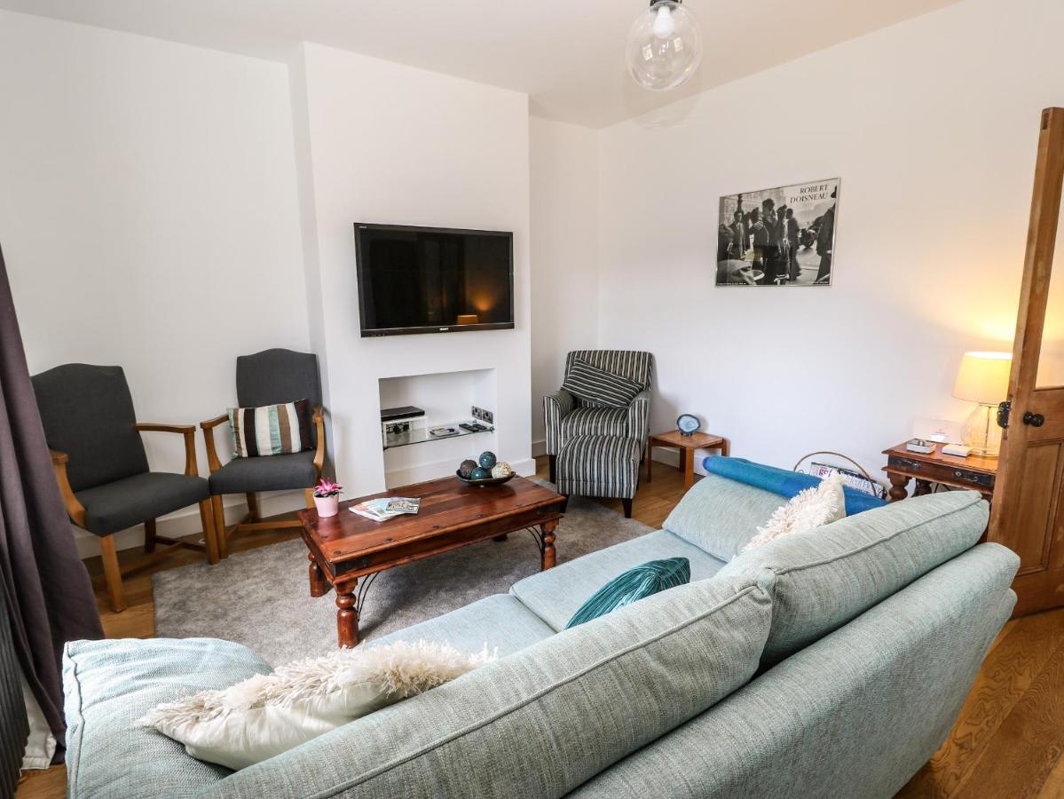 Sunnyside Villa ホルムファース エクステリア 写真
